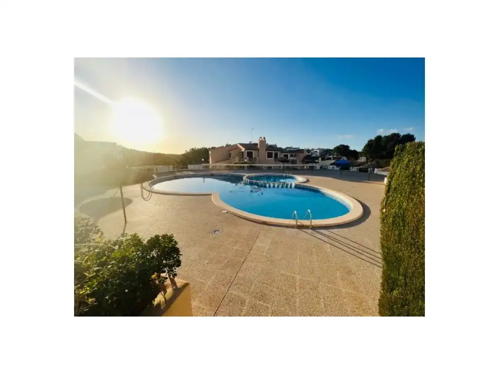 Apartamento con terraza en venta en Santa Ponça, imagen 13