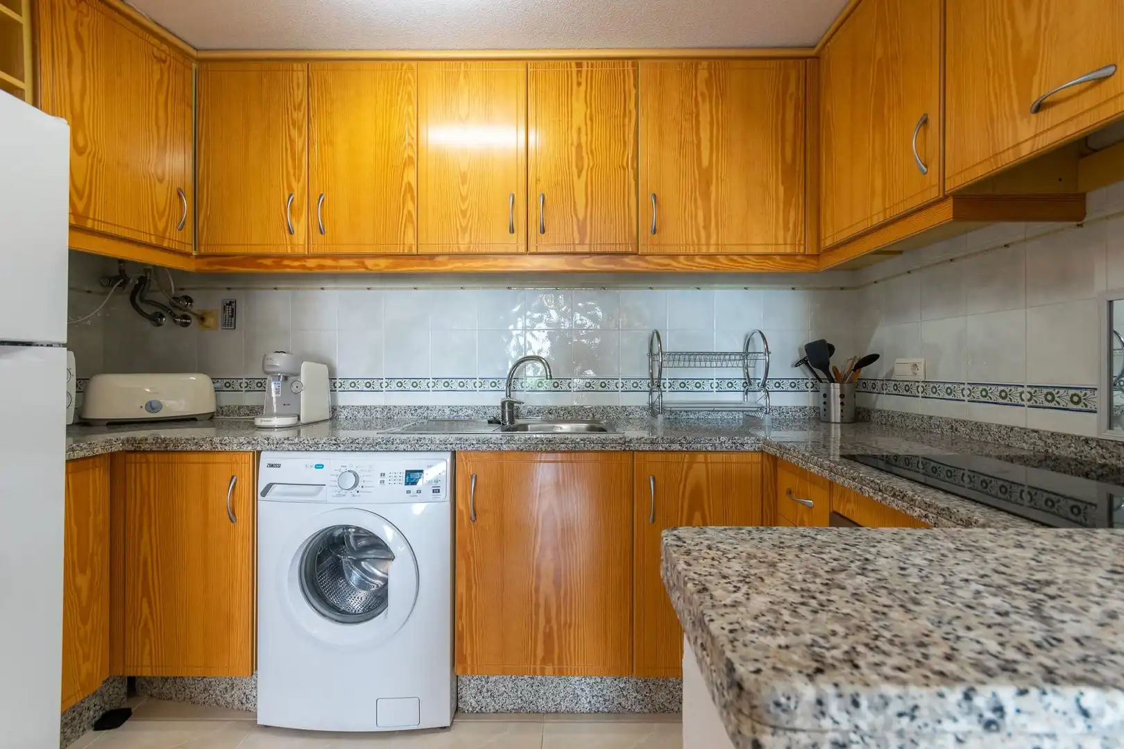 Cuina de Dúplex en venda en Orihuela amb Aire condicionat, Jardí privat i Terrassa