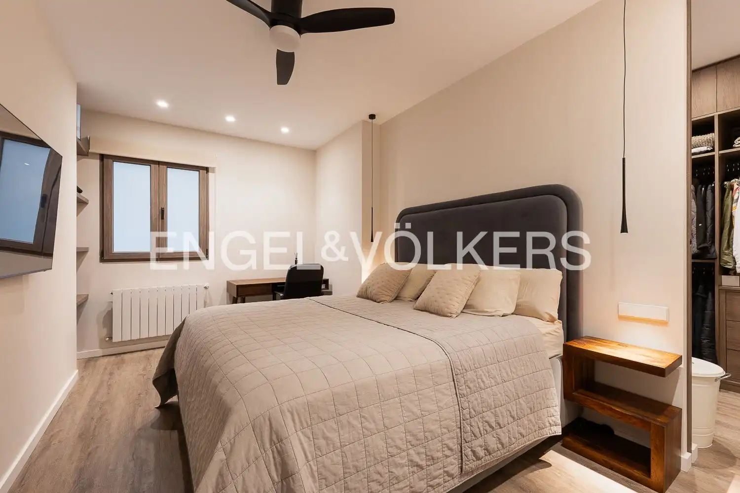 Schlafzimmer von Wohnung zum Verkauf in Valencia mit Klimaanlage, Heizung und Terrasse