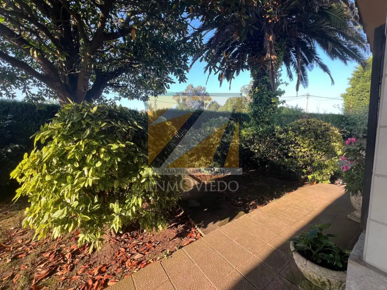 Jardí de Casa o xalet en venda en Carreño amb Calefacció, Jardí privat i Parquet