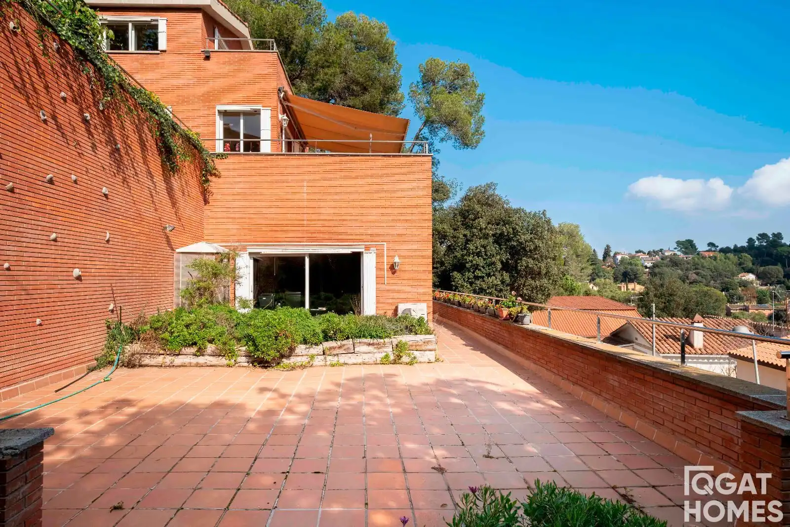 Garden of Houses for sale in Sant Cugat del Vallès  with Air Conditioner, Heating and Terrace