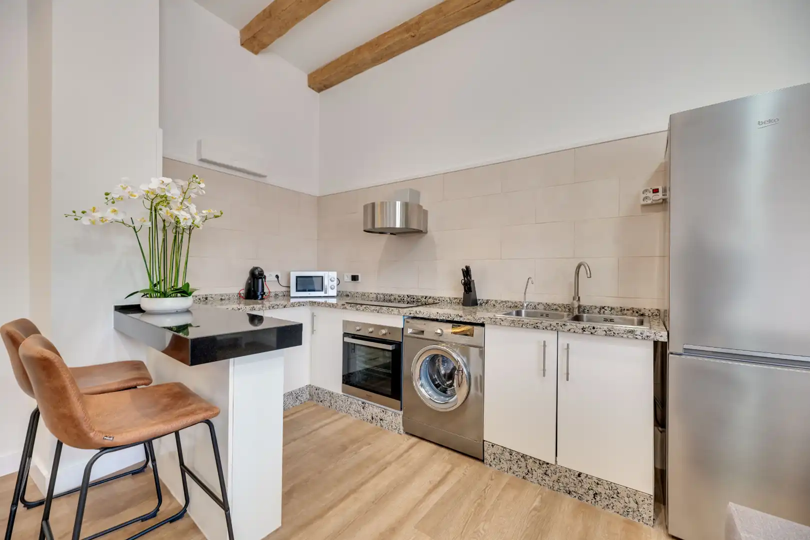Cuina de Apartament de lloguer en Málaga amb Aire condicionat, Parquet i Moblat