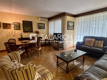 Pis amb balcó en venda a CA L"ALEGRE DE DALT