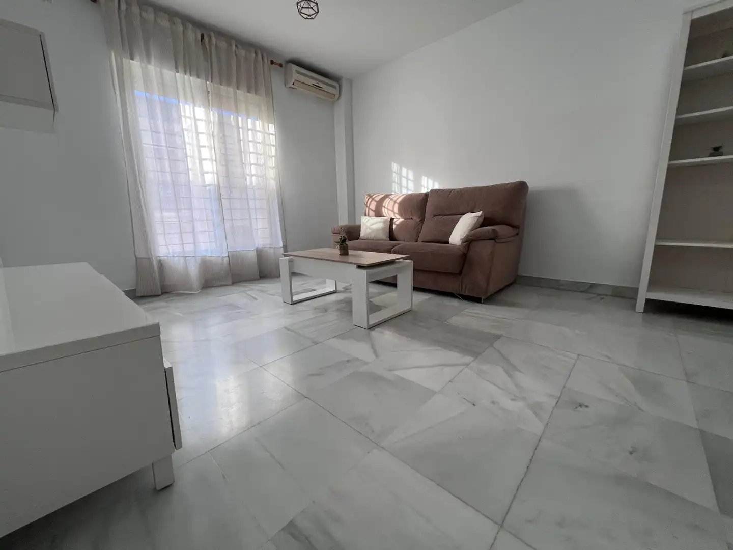 Wohnung zur Miete in Coria del Río