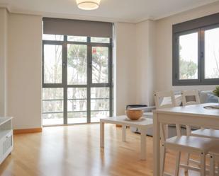 Dormitori de Apartament per a compartir en  Madrid Capital amb Aire condicionat i Terrassa