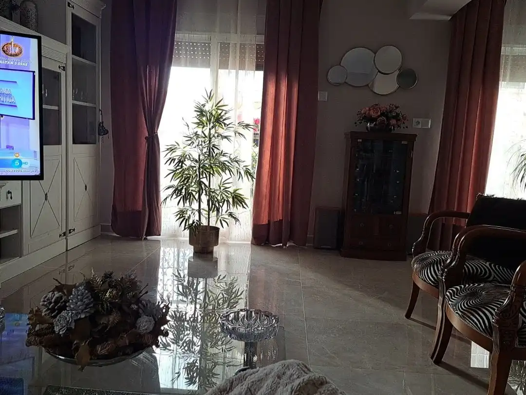 Piso con ascensor en venta en Calle Jaime María Buch 2, imagen 7