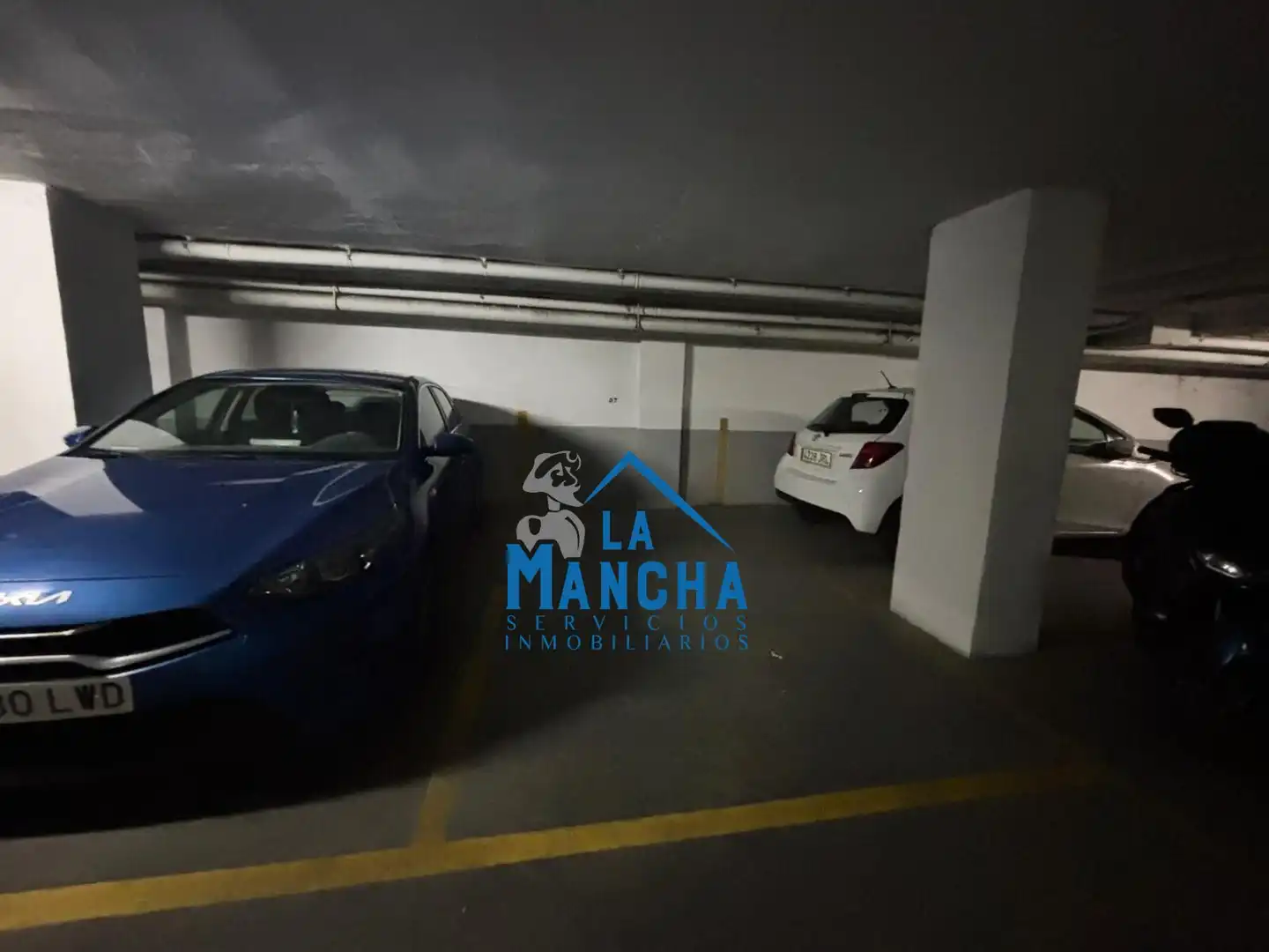 Parking of Flat for sale in Albacete  with Air Conditioner, Heating and Private garden