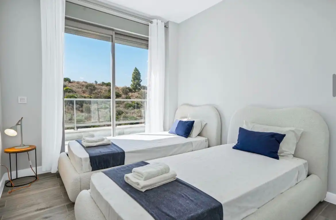 Bedroom of Flat for sale in Mijas  with Air Conditioner, Terrace and Furnished