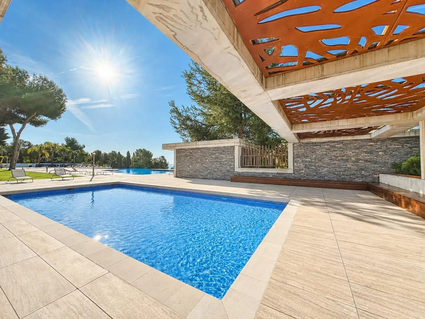 Schwimmbecken von Wohnung zum Verkauf in Sant Pere de Ribes mit Klimaanlage, Heizung und Terrasse