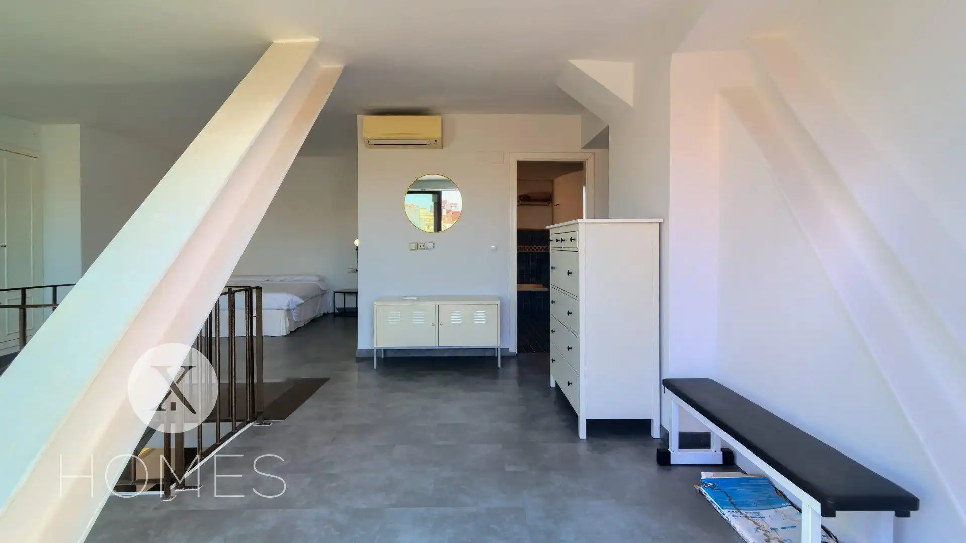 Schlafzimmer von Maisonette zur Miete in Valencia mit Klimaanlage, Heizung und Möbliert