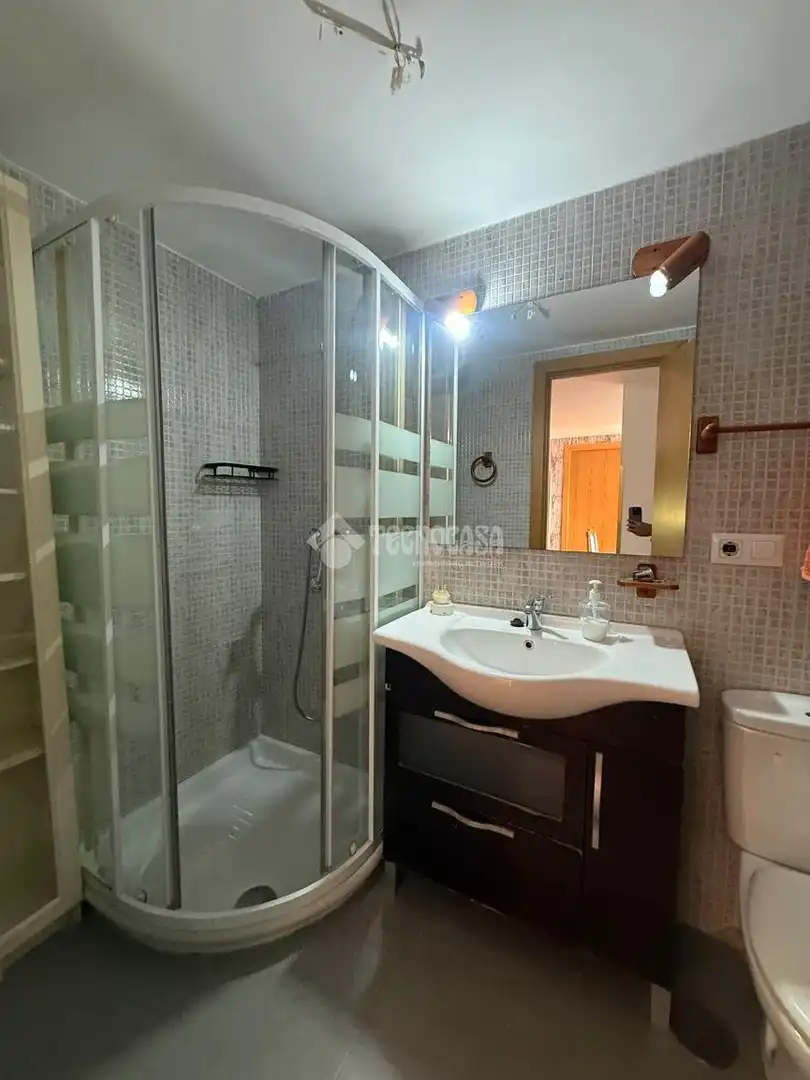 Bathroom of Flat for sale in Carabanchel
