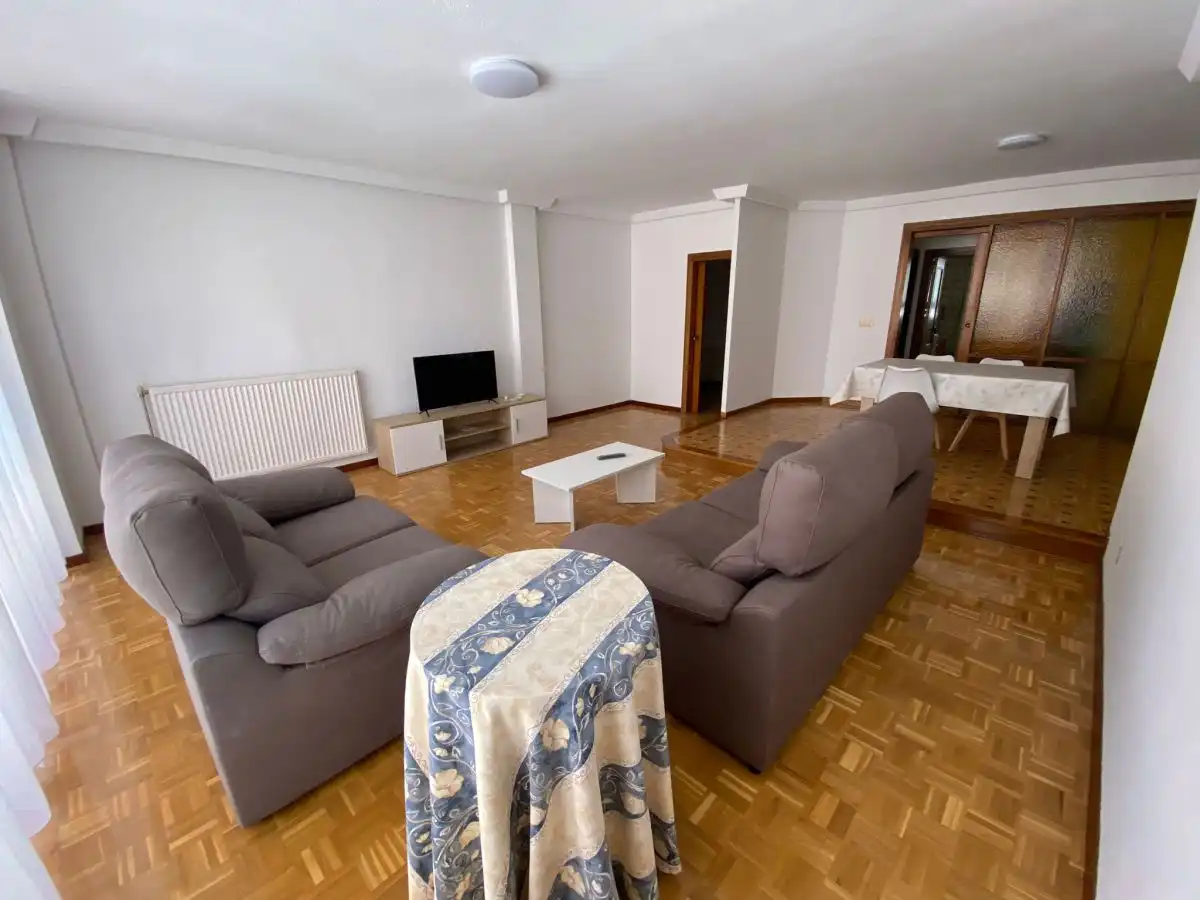 Wohnzimmer von Wohnung zur Miete in Palencia mit Klimaanlage, Heizung und Möbliert
