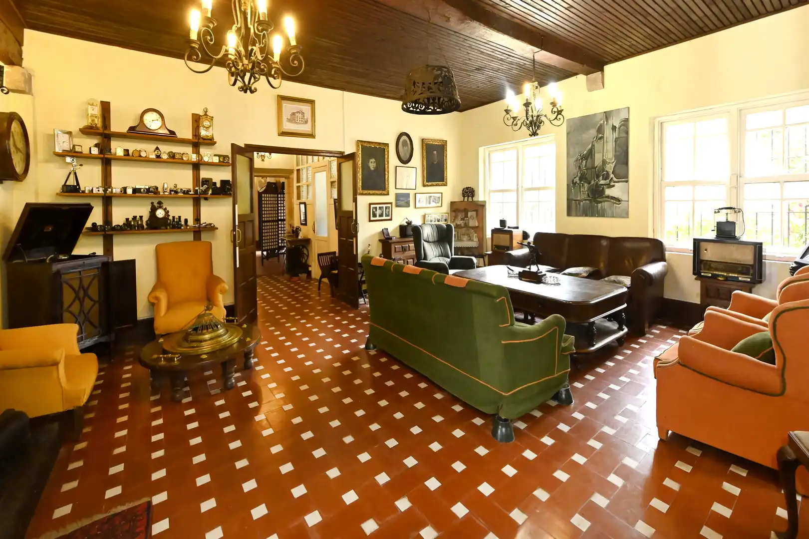 Sala de estar de Casa o chalet en venta en Cabezón de la Sal con Calefacción, Jardín privado y Terraza