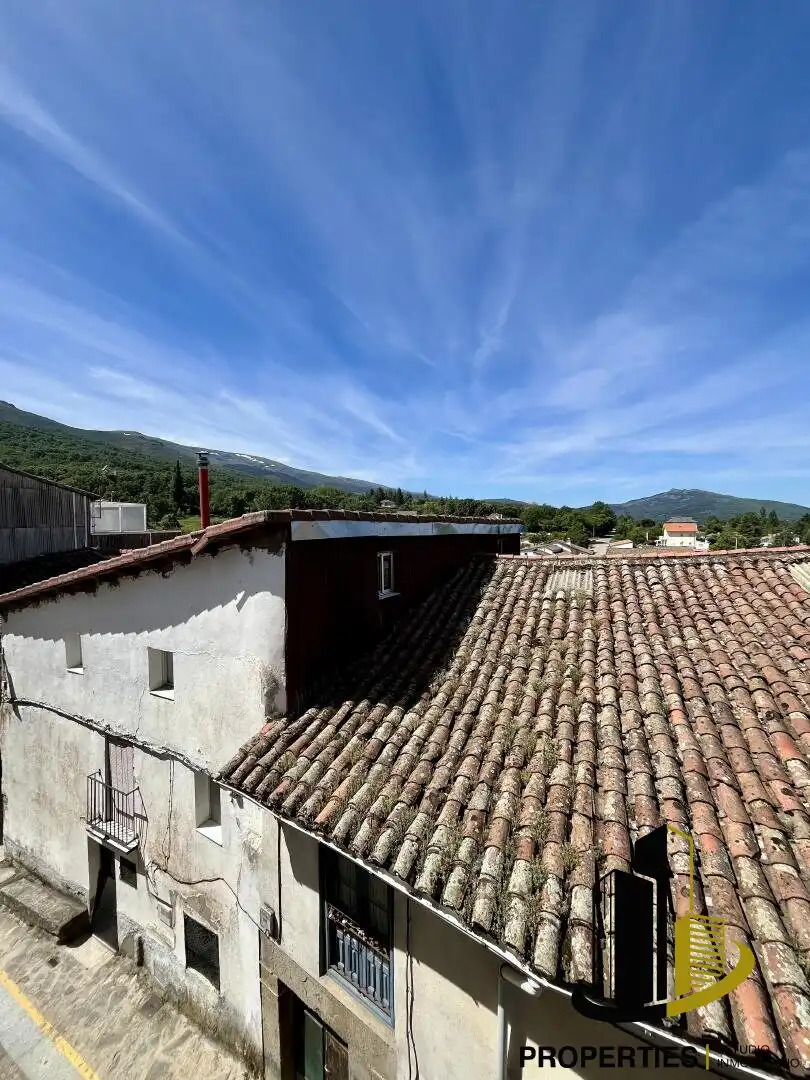 Vista exterior de Pis en venda en Navacarros