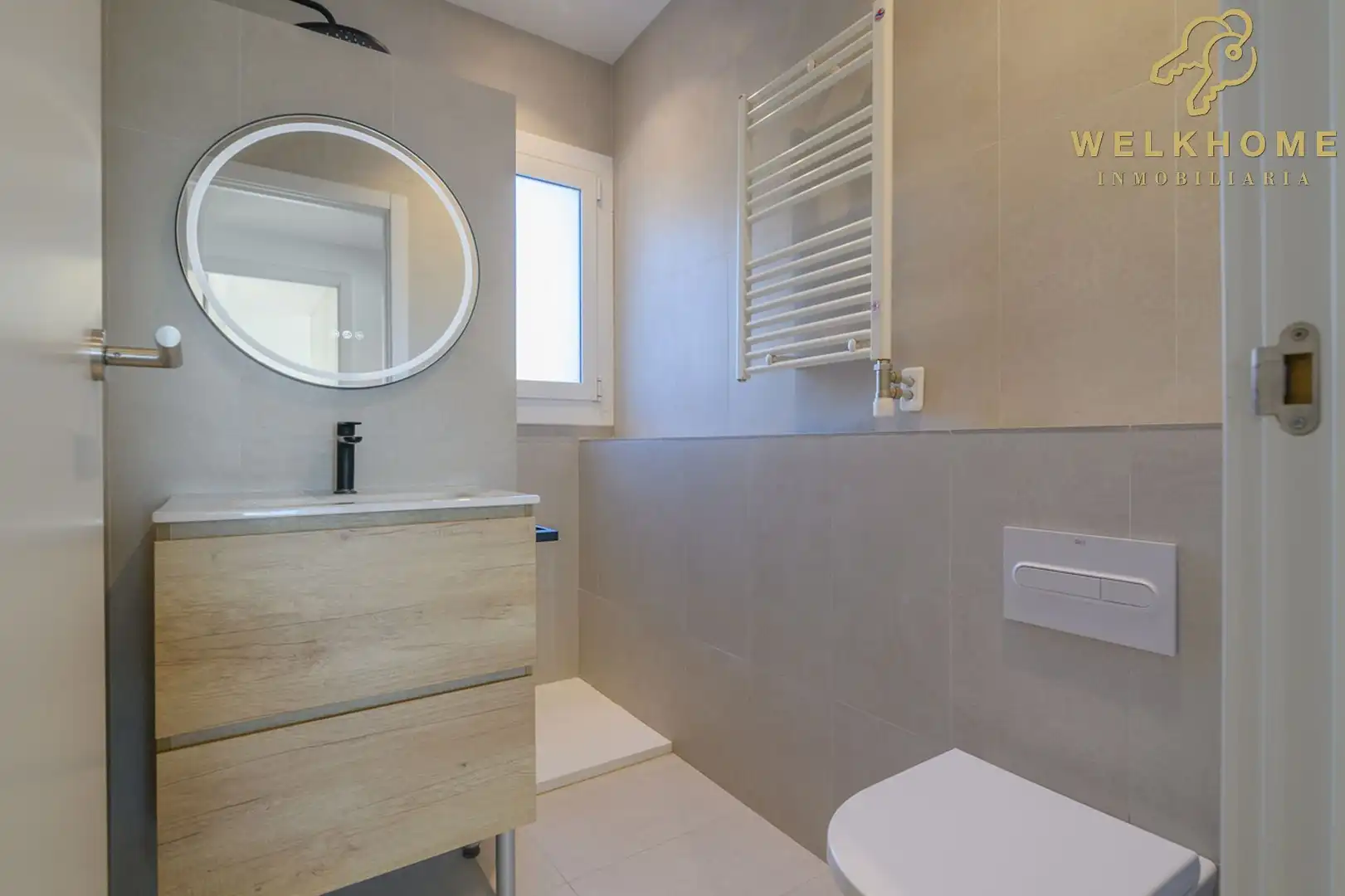 Baño de Casa o chalet de alquiler en Castelldefels con Aire acondicionado, Calefacción y Jardín privado
