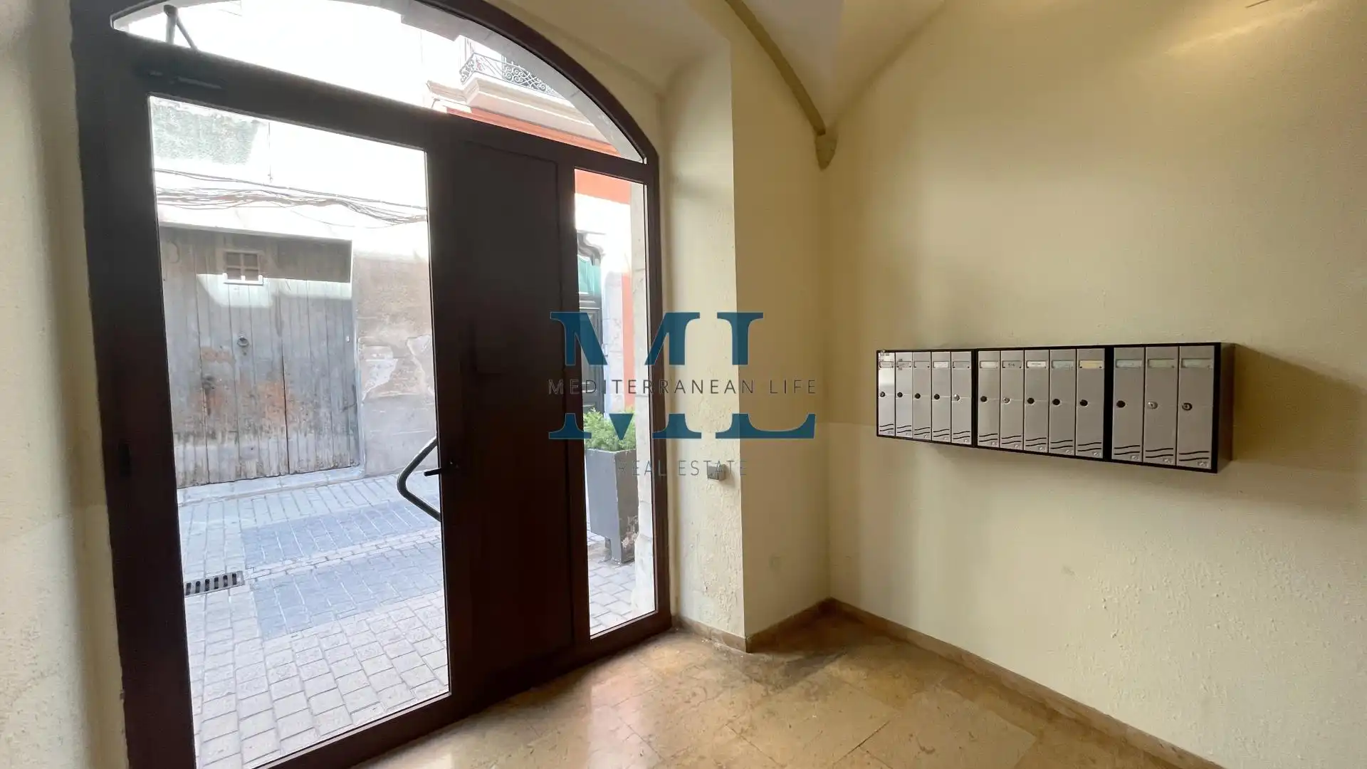 Duplex with lift for sale in de Pàdua, imagen 2