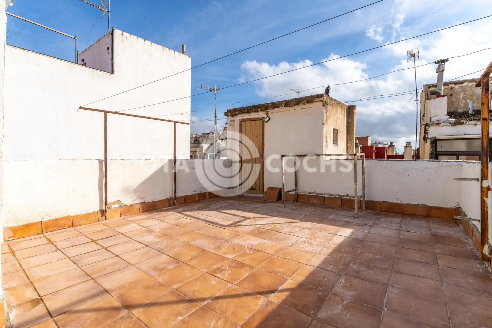 Vista exterior de Edifici en venda en Reus