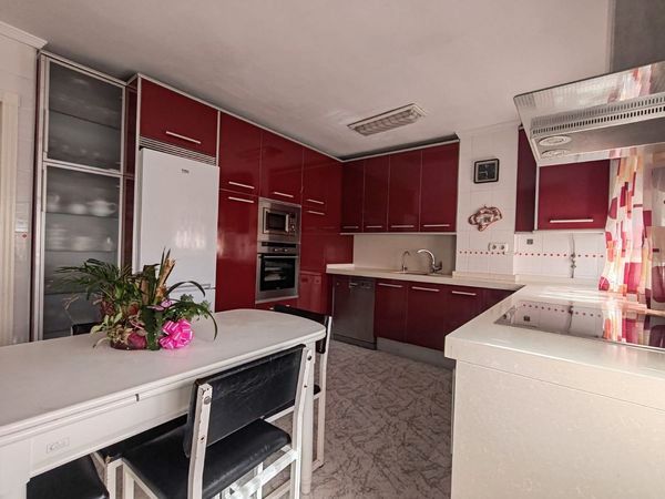 Cuina de Pis en venda en Málaga Capital amb Aire condicionat, Calefacció i Moblat