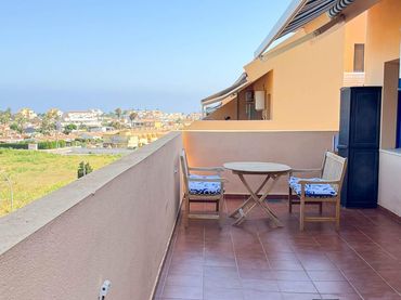 Penthouse mit Pool zum Verkauf in Las Marinas / Les Marines