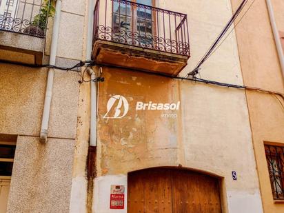 Exterior view of House or chalet for sale in Montbrió del Camp  with Storage room and Balcony