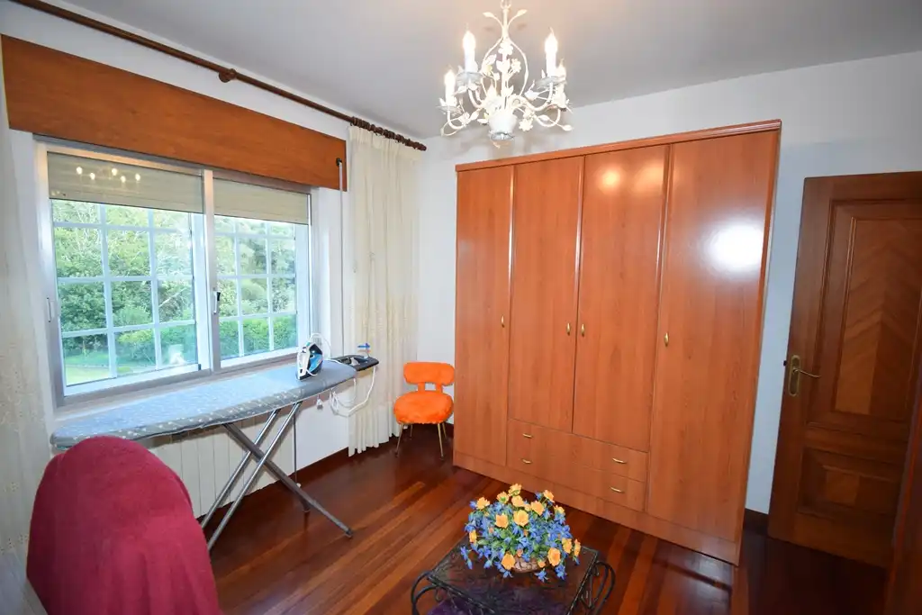 Dormitori de Casa o xalet en venda en Fene amb Jardí privat, Terrassa i Moblat