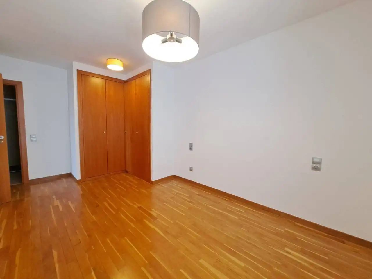 Wohnung zur Miete in Plaza Bosch i Gimpera, 9, Centre