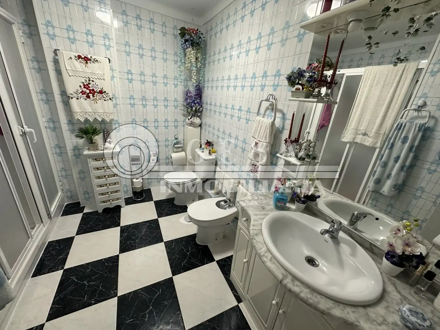 Baño de Piso en venta en Vélez-Málaga con Terraza