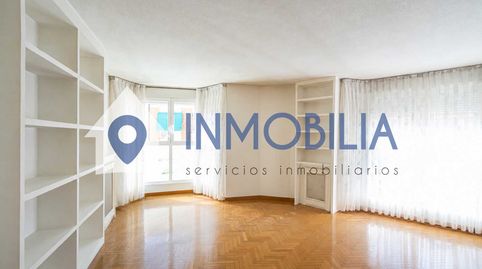 Foto 3 de Piso en venta en Calle de Andrea Puech, Valdeacederas, Madrid Capital
