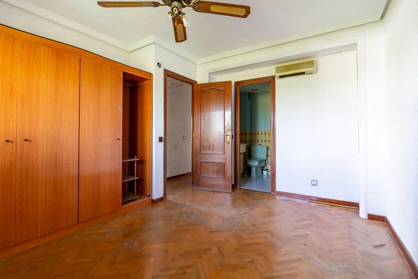 Dormitori de Pis en venda en Móstoles amb Calefacció, Jardí privat i Parquet