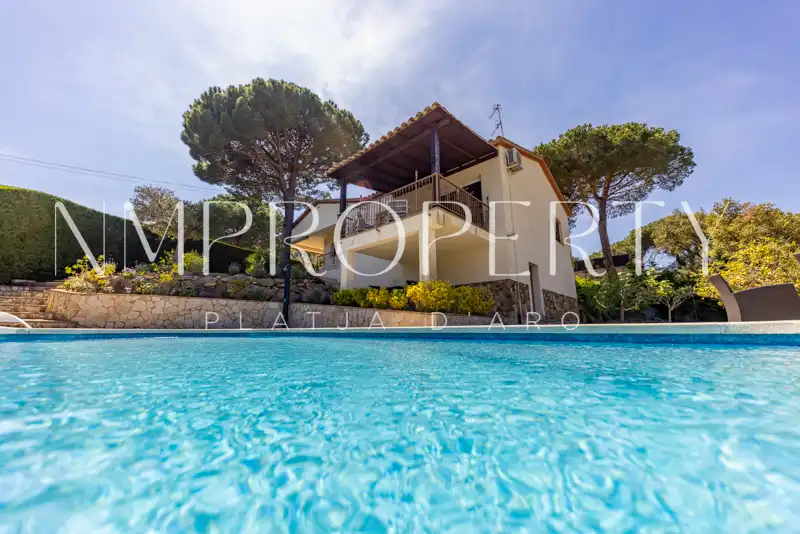 Vista exterior de Casa o chalet de alquiler en Castell d'Aro, Platja d'Aro i s'Agaró con Aire acondicionado, Calefacción y Jardín privado