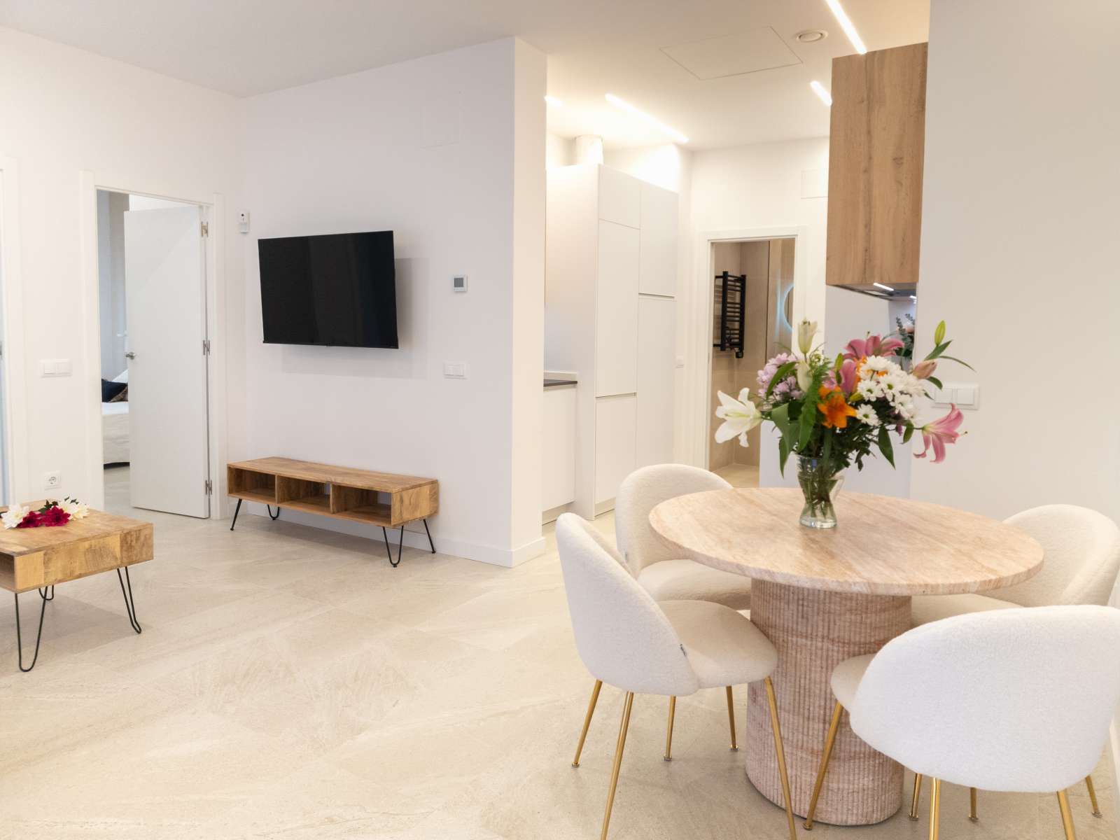 Sala d'estar de Apartament per a compartir en  Madrid Capital amb Aire condicionat i Terrassa