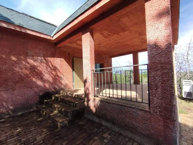 Casa-chalet en Venta en Robledo de Chavela