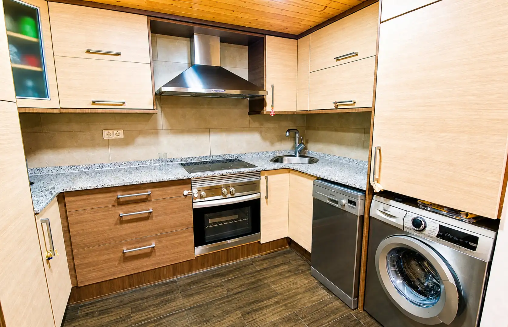 Cocina de Piso en venta en Barcelona con Aire acondicionado