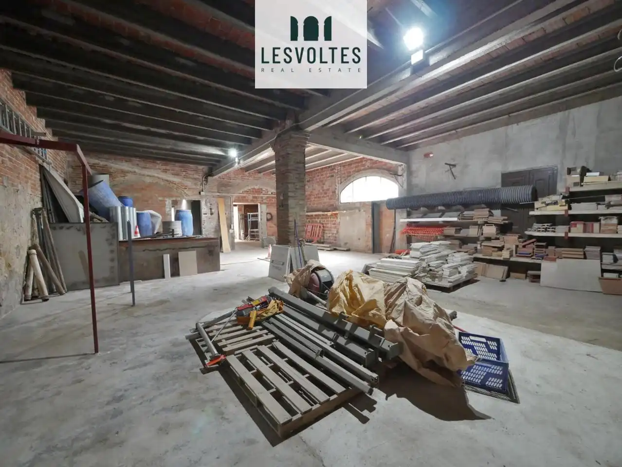 Nau industrial en venda en Palafrugell