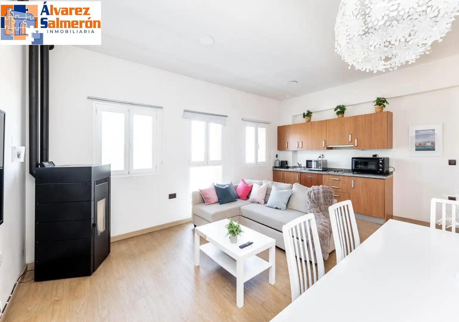 Apartment with lift for sale in Zona alta