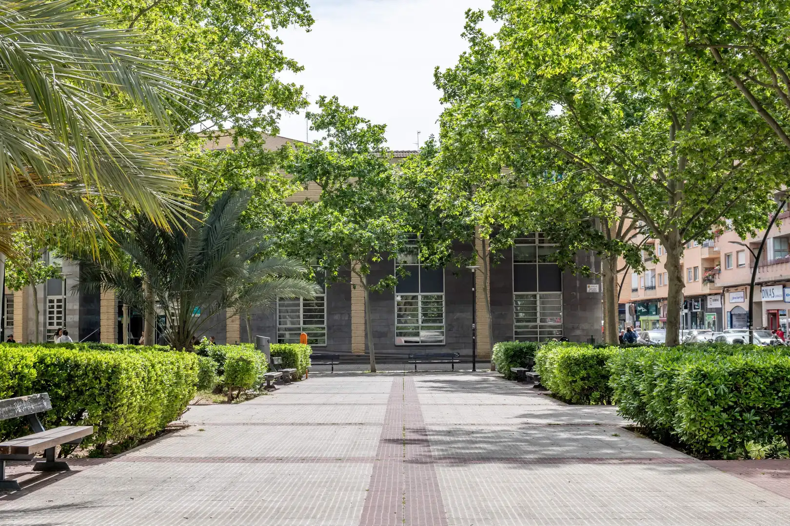 Vista exterior de Pis en venda en Zaragoza amb Calefacció, Terrassa i Balcó