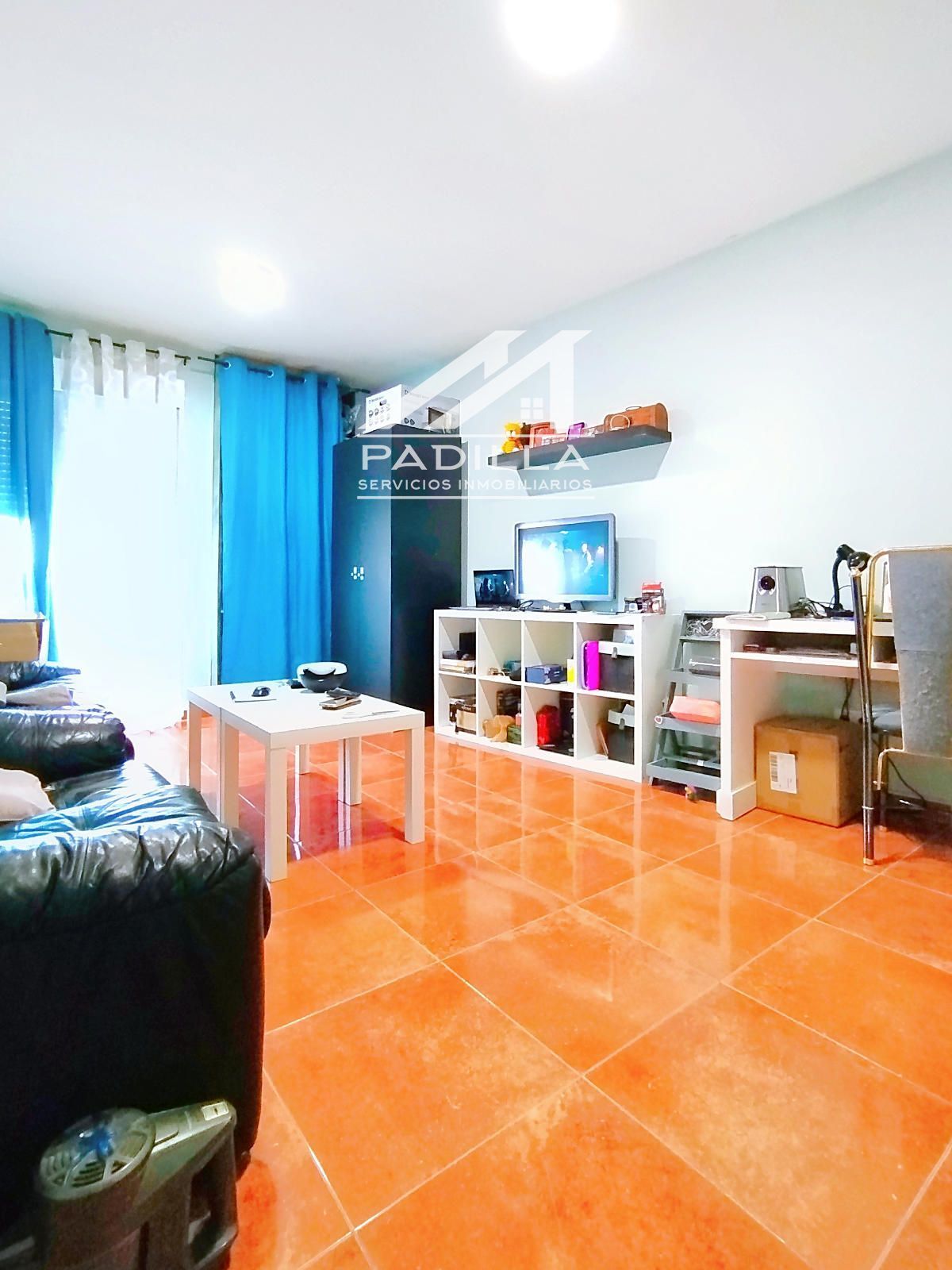 Living room of Flat for sale in Camarena  with Heating