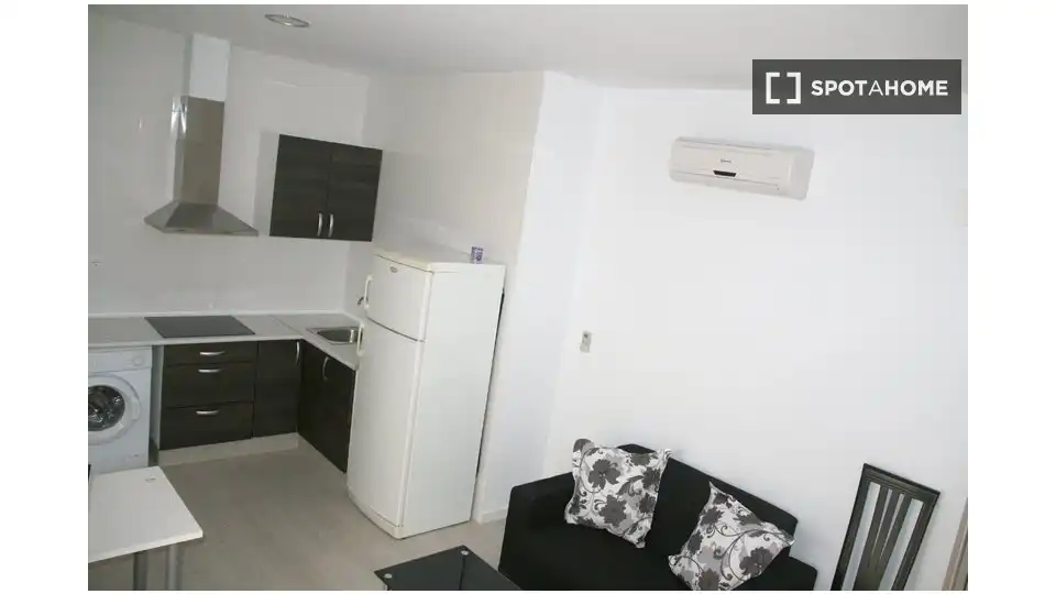 Appartement avec terrasse à louer à Campanar