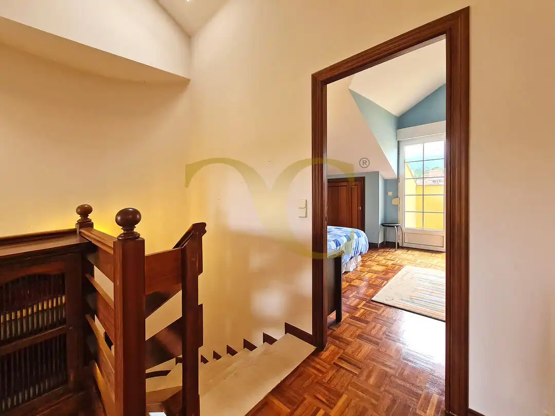 Casa adosada en venta en Ribadesella con Calefacción, Trastero y Amueblado