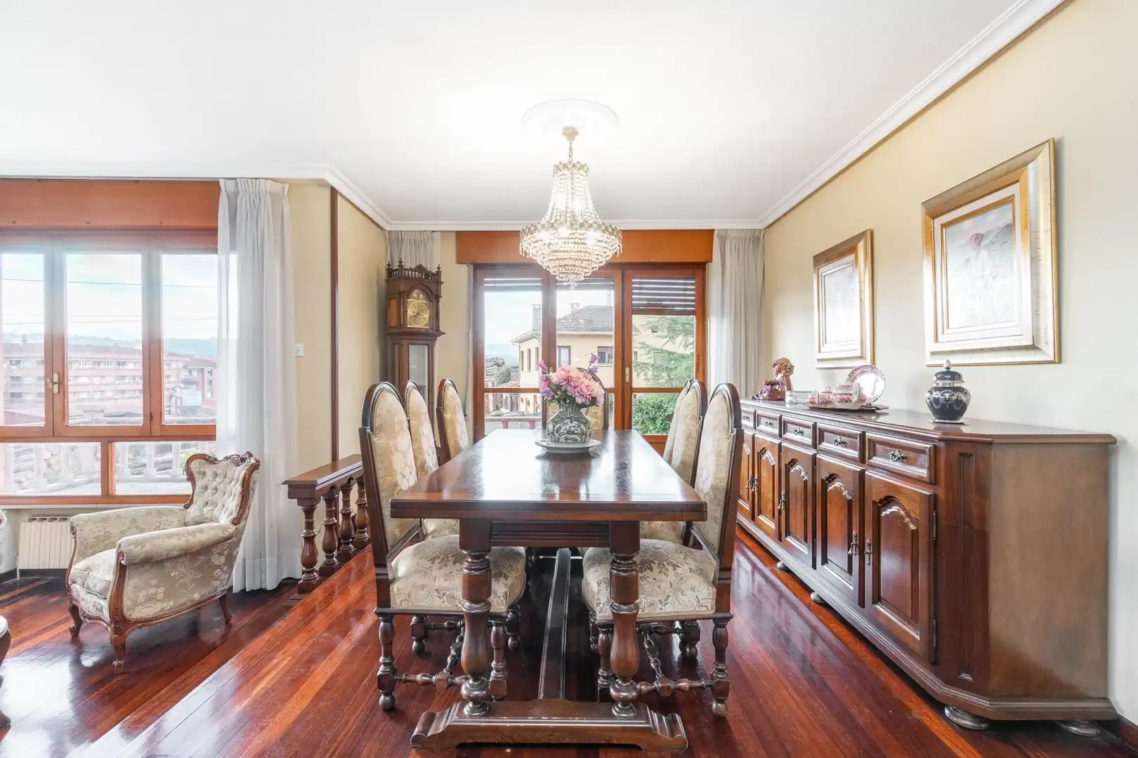 Comedor de Casa o chalet en venta en Siero con Calefacción, Jardín privado y Parquet