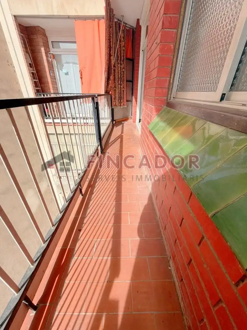 Wohnung mit Terrasse zum Verkauf in Carrer Martí Codolar, imagen 2