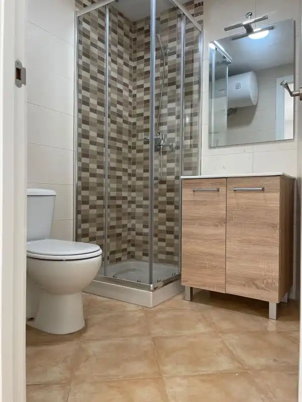 Badezimmer von Gebäude zur Miete in Málaga
