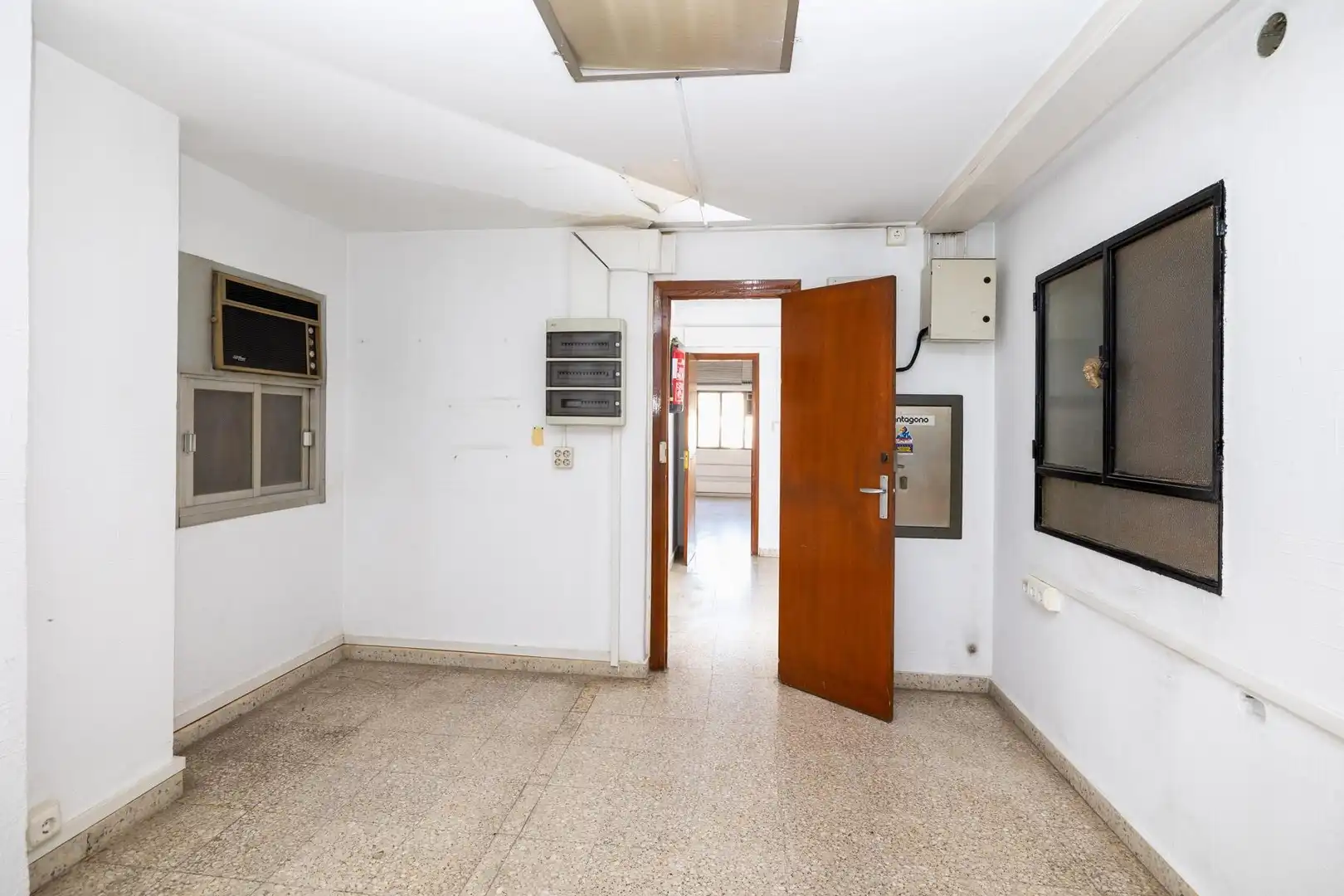 Piso en venta en Motril con Calefacción, Terraza y Balcón