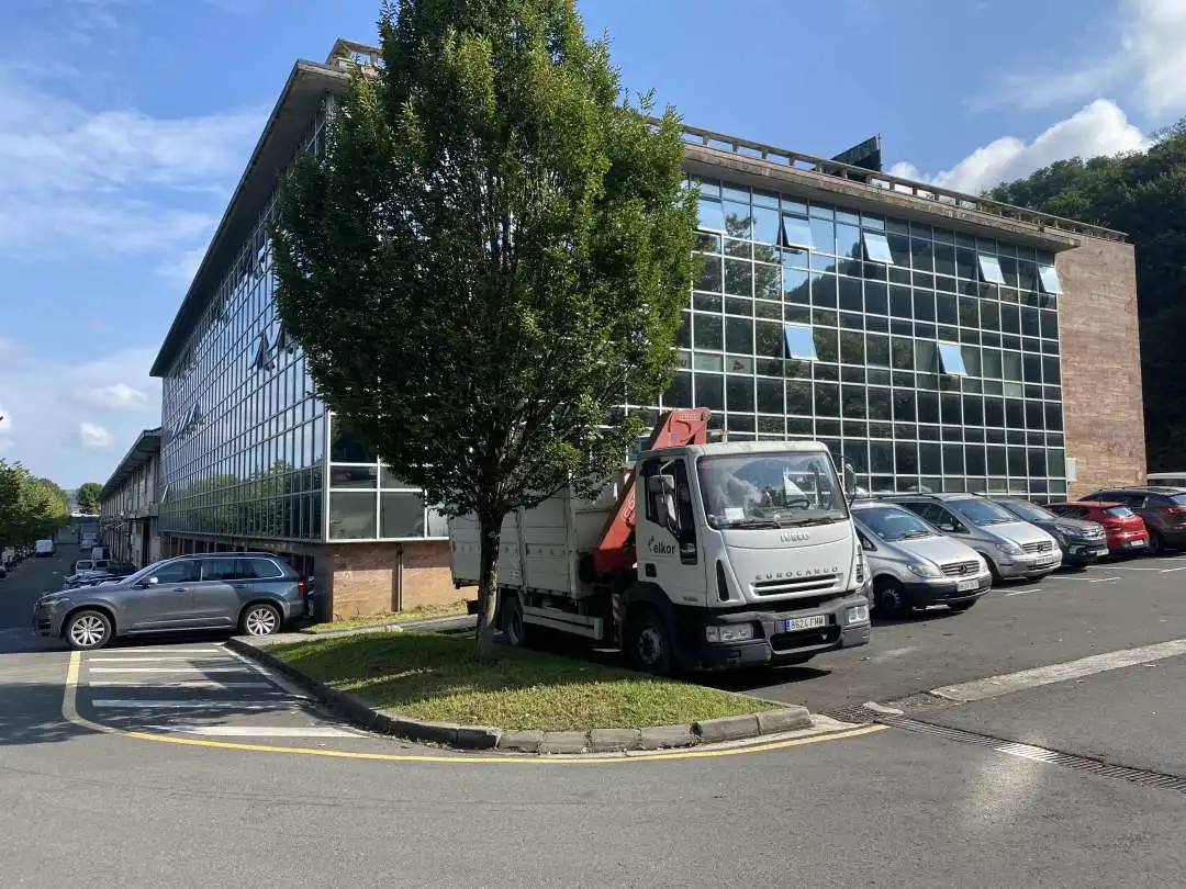 Vista exterior de Oficina de alquiler en Lasarte-Oria