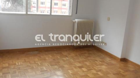 Photo 3 of Flat to rent in Calle Doctor Esquerdo, Estrella,  Madrid Capital