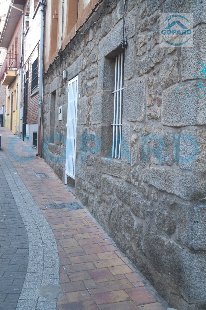 Exterior view of Premises to rent in Valdemorillo  with Parquet flooring and Internet