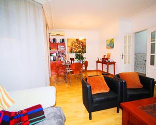 Living room of Flat for sale in  Albacete Capital  with Air Conditioner, Parquet flooring and Terrace