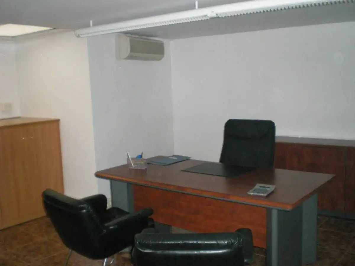 Büro zum Verkauf in Manresa mit Klimaanlage und Heizung