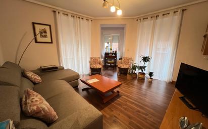 Living room of Flat for sale in Valladolid Capital  with Terrace