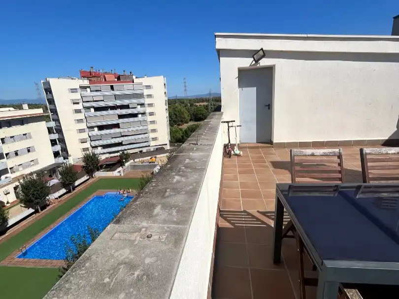 Duplex with pool for sale in VINT I DOS DE JULIOL 883, imagen 3